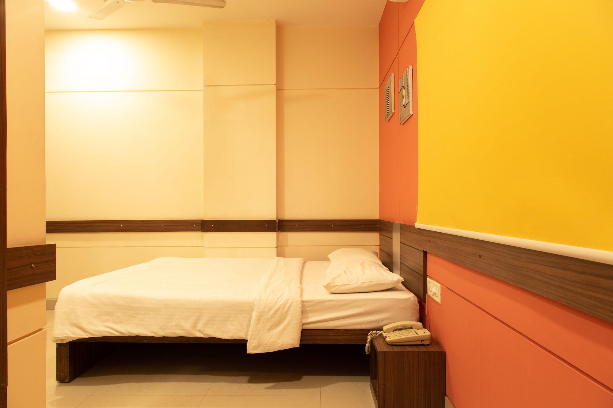 Tirupur Hotel Екстериор снимка