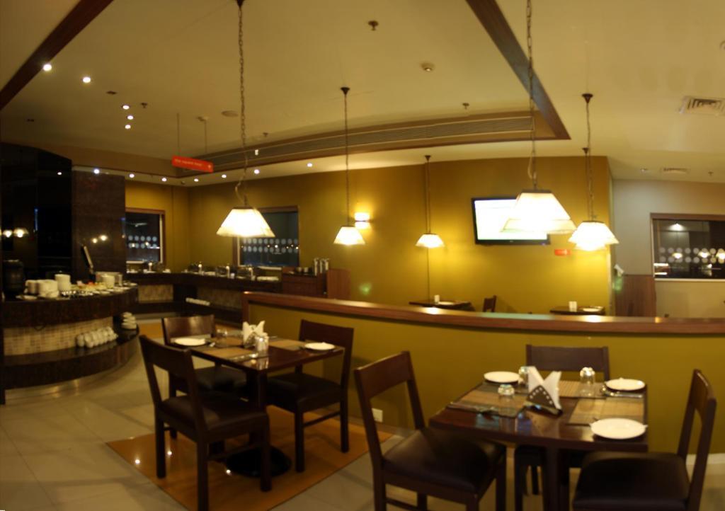 Tirupur Hotel Екстериор снимка