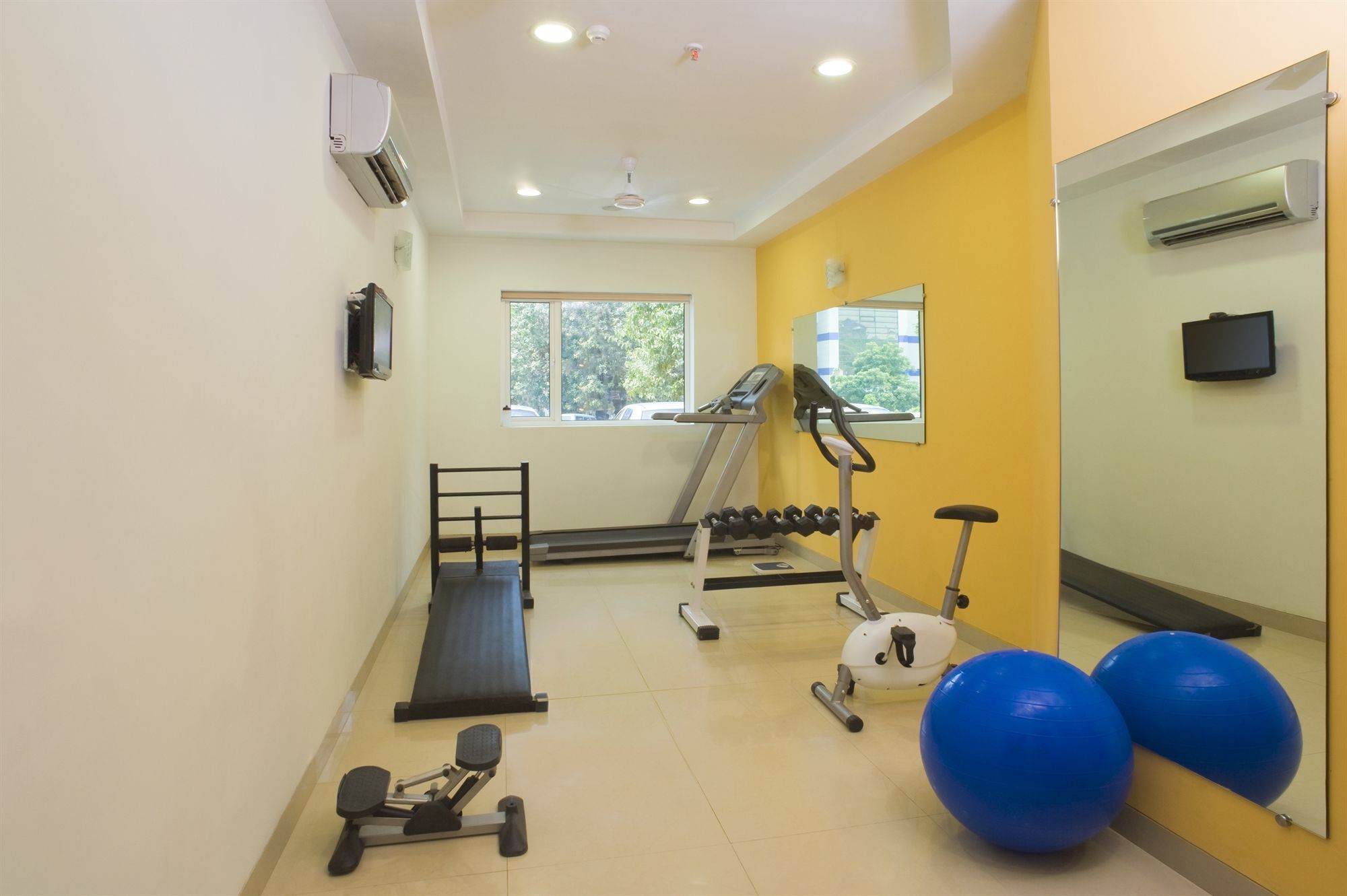 Tirupur Hotel Екстериор снимка